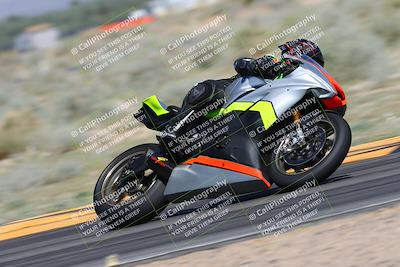media/Apr-13-2024-SoCal Trackdays (Sat) [[f1617382bd]]/3-Turn 4 (1010am)/
